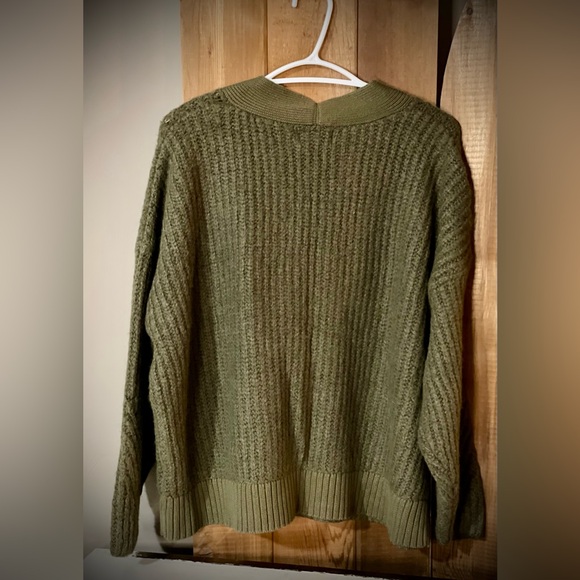 Women's Cardigan - Picture 2 of 3